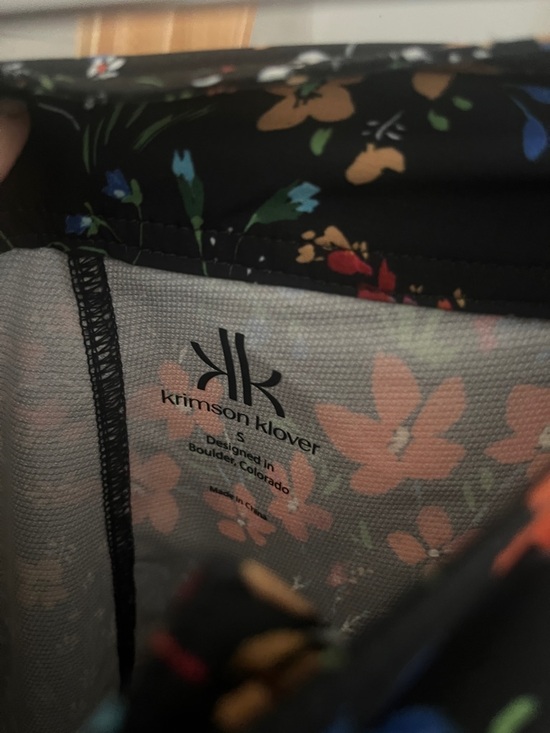 Krimson Klover Bermuda Short Floral Small - Picture 5 of 6